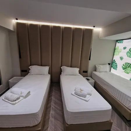 酒店 Tirana Room Rentals 地拉那