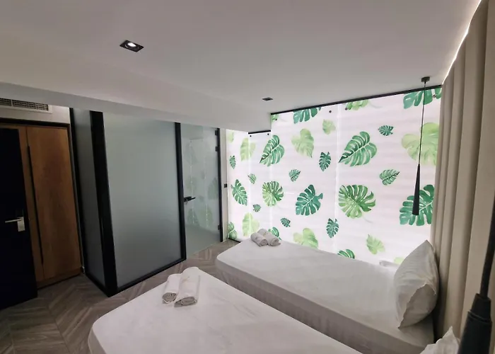 Tirana Room Rentals فندق *